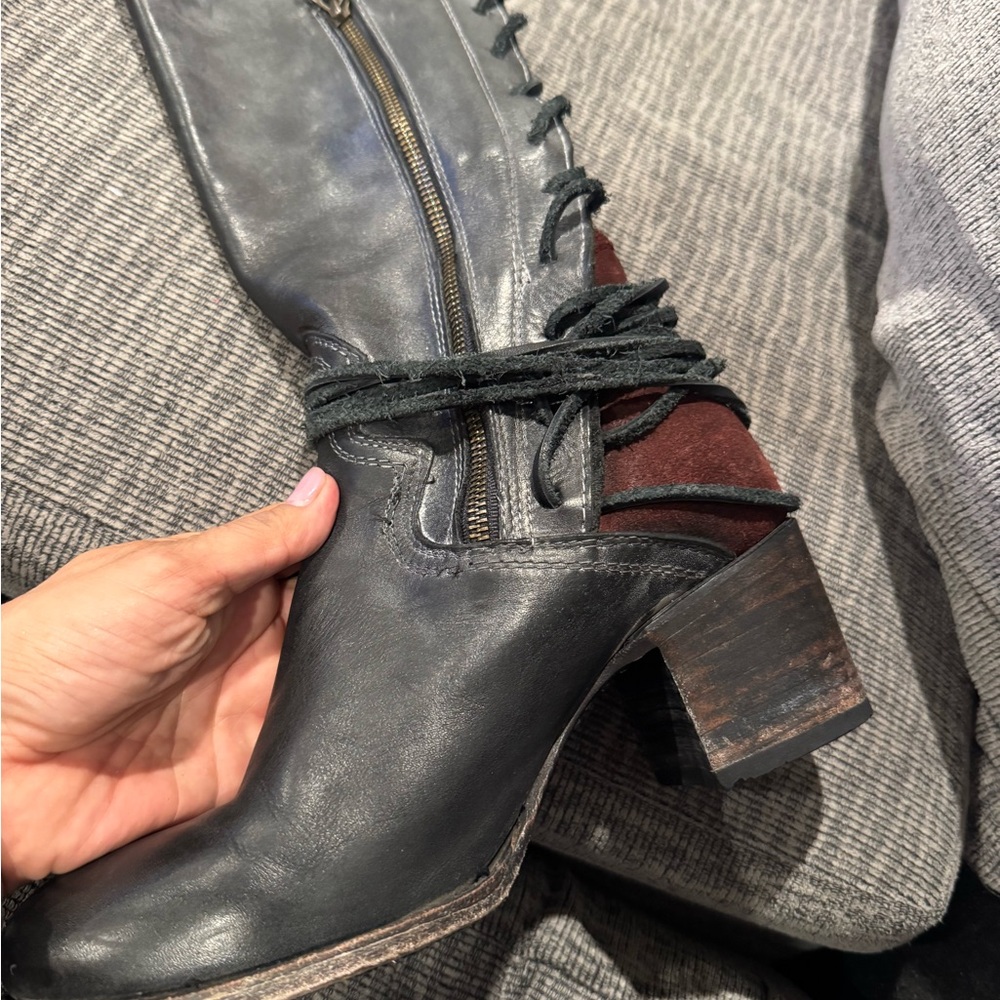 Freebird Coal High Boots - Picture 4 of 7